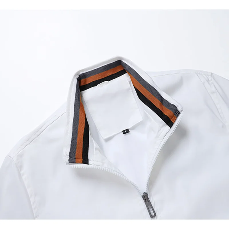 

Coats & Jackets