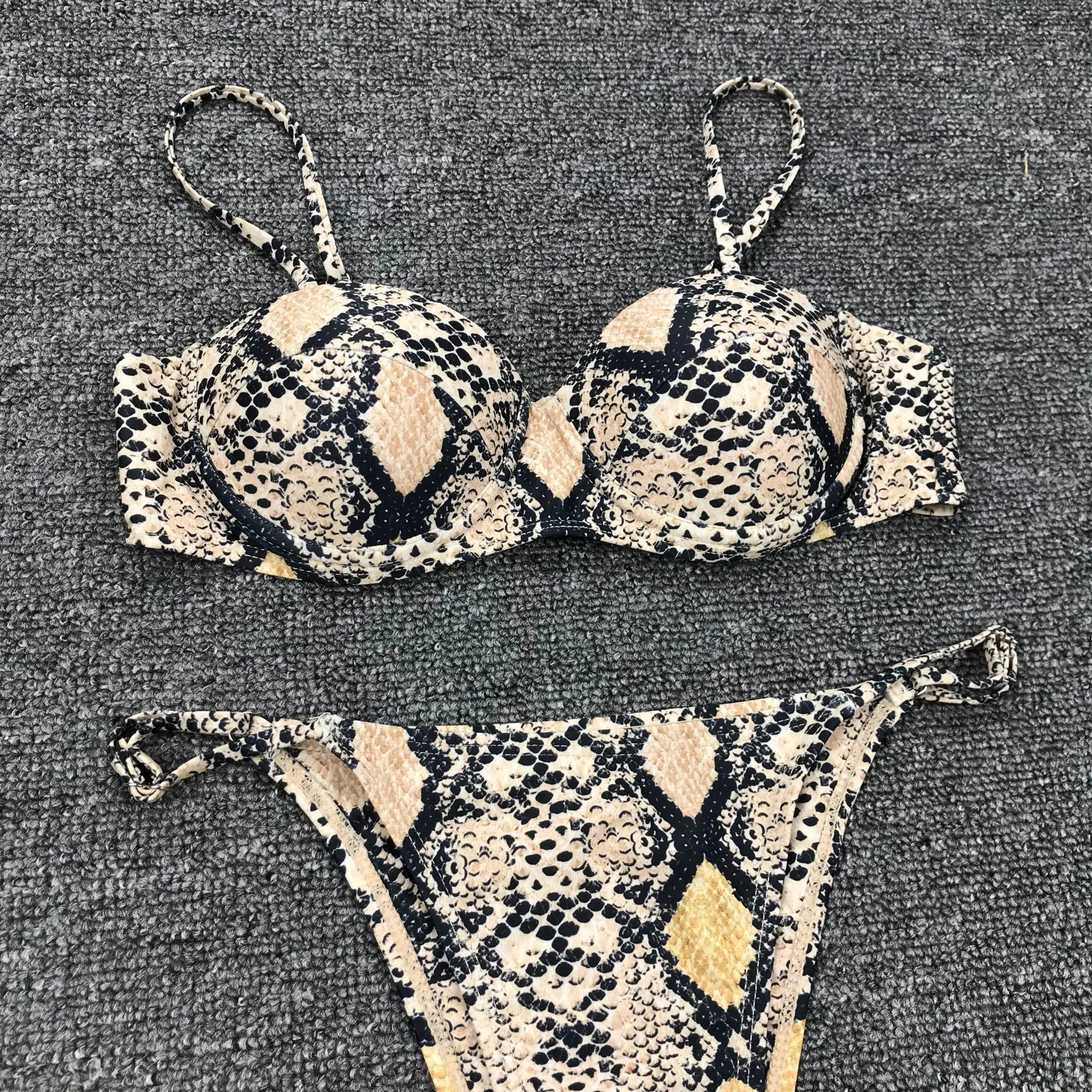 

Sexy Snake Skin Bikinis 2021 Mujer Animal Print Swimsuit Brazilian Push Up Thong Bikini Set Swimwear Women Sunmmer Beach Biquini