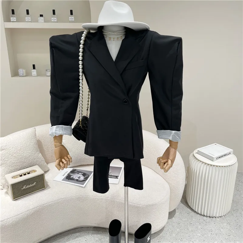 

Niche Design Women's Spring Summer 2021 Fashion Three Dimensional Side Buckle Thin Coat Shoulder Pad Hem Suit