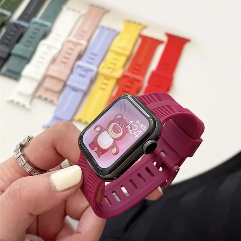 

Ремешок силиконовый для Apple Watch 44 мм 42 мм 40 мм 38 мм, браслет для iWatch Series 7 6 SE 5 4 3 Band 45 мм 41 мм, браслет для часов Correa 44
