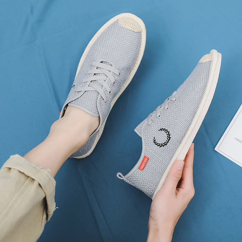 

Zapatos Casuales Men Casual Shoes 2020 Sneakers Lightweight Zapatos Informales De Hombre Breathable Mens Slip On For