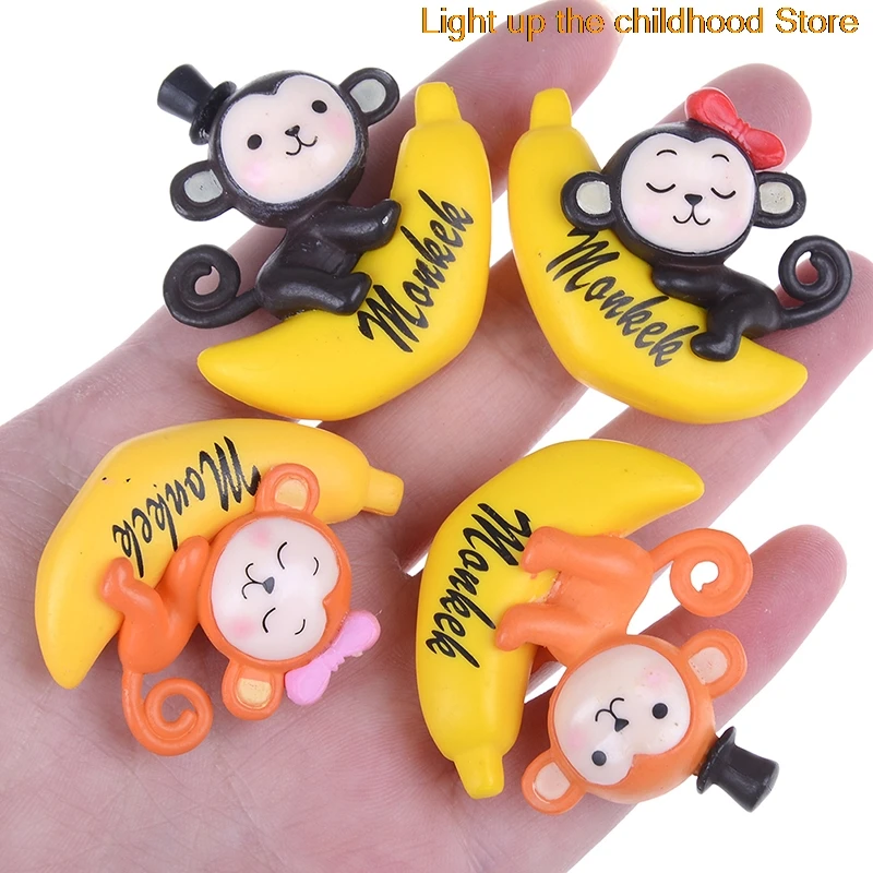 

1pc Banana Monkey Figurine Cartoon Animal Statue Cake Decoration Moss Ornament Miniature Figures Resin Craft Decor Gift Toy