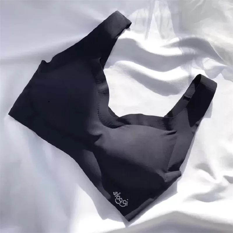 

Seamless Fitness Candy Color Women Cooling Gathers Shock-Proof Thin Pad Push Up Bra Female Intimate Bralette Lingerie Top