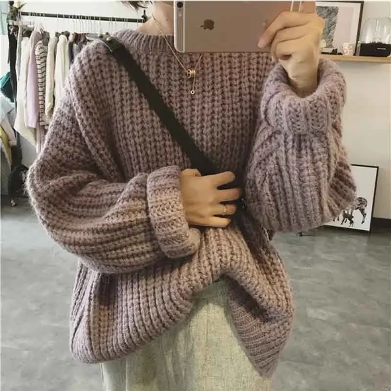 

2021 winter Ladies Thick thread crew neck College style Commute sweater Casual solid color Women's pullover Loose sweater