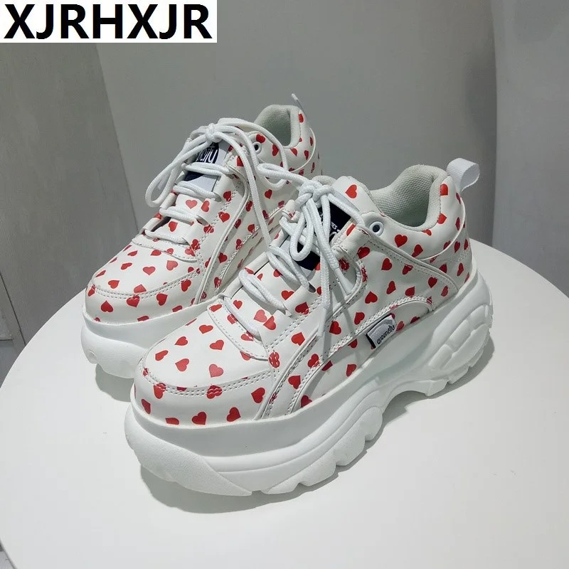 Женские Прогулочные кроссовки из натуральной кожи белые или персиковые на