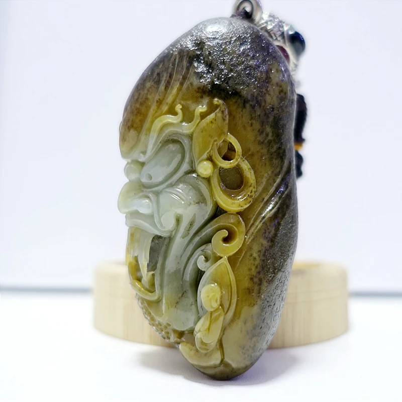 

Hetian Jade Ornaments Natural Xinjiang Seed Material Black Skin Good And Evil Carving Master Mr. Wang Guoqing Hand Manual Works