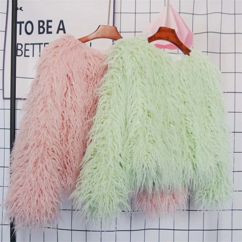 Шуба из искусственного меха однотонная Пляжная шерстяная женская короткая