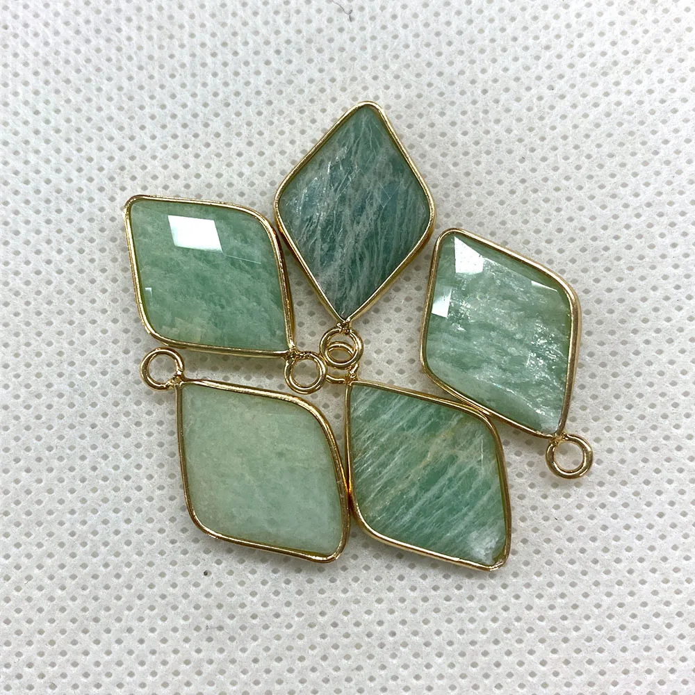 2 _ натуральный камень белый кристалл оникс квадратный Нежный кулон для