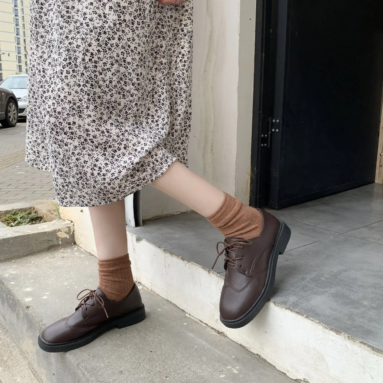 

Women Oxford Flats 2021 Autumn Spring Casual Ladies Black Brogue Leather Shoes Office Female Low Heel Lace Up Derby Shoes Brown