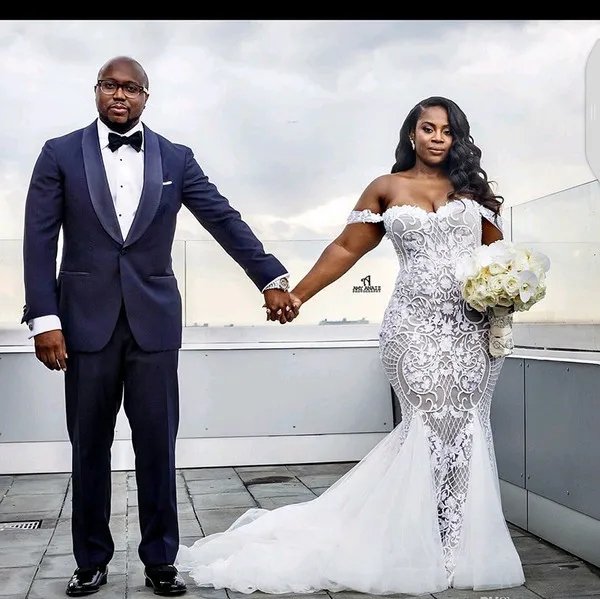 

Mermaid Wedding Dresses Modest Plus Size Off Shoulder Trumpet Bridal Gowns Sweep Train Tulle Lace African Wedding Dress