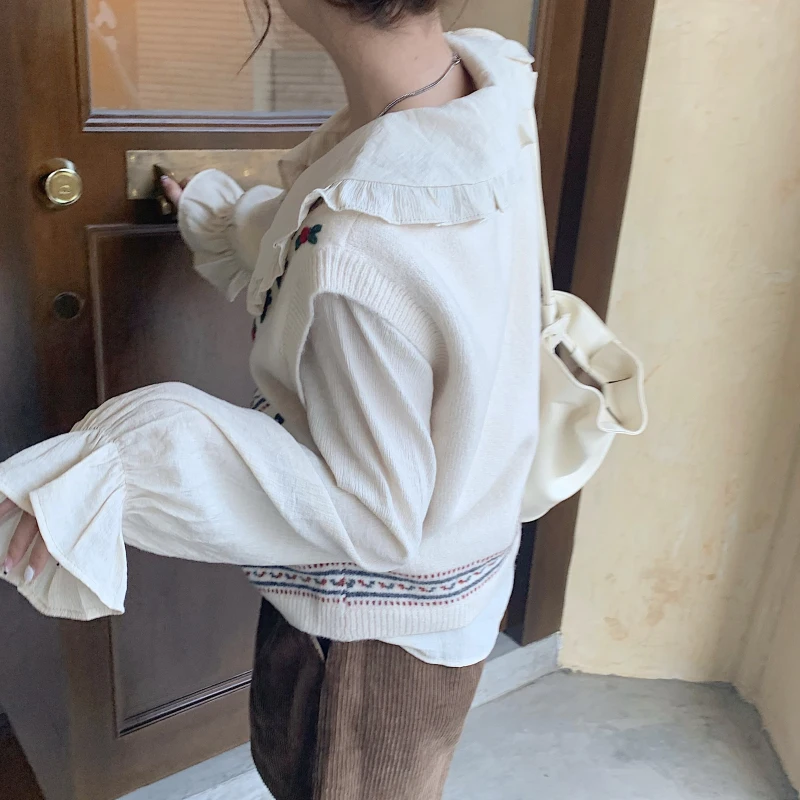 

KUSAHIKI Korean Single Breasted Floral Knitted Waistcoat 2021 Spring Sleeveless V-neck Sweater Vest Causal Women Vests 6F210