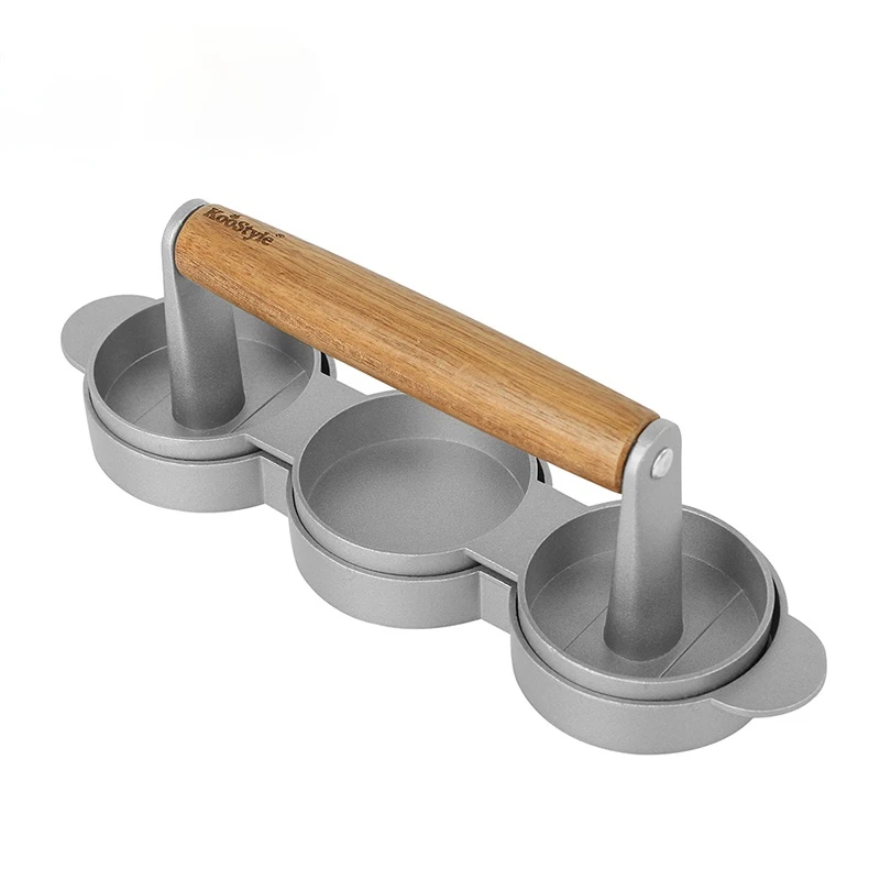 Круглая форма для приготовления гамбургеров с мясом и деревянной ручкой