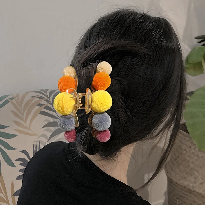 

Handmade Hair Clip cute Fur Balls hair claw Colorful Pompom Barrettes Hair Claws Large Small Size Hairpins Hair Accessories