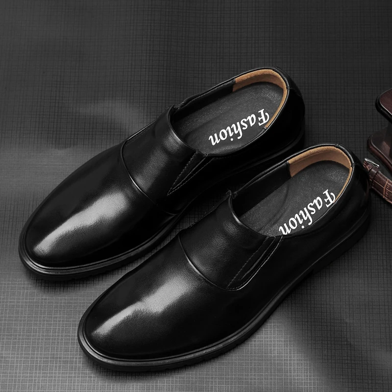 

Men Casual Flat Shoes Black Casual Shoes Leather Men Leisure Zapatos De Hombre For Fashion 2020 New Breathable Men's
