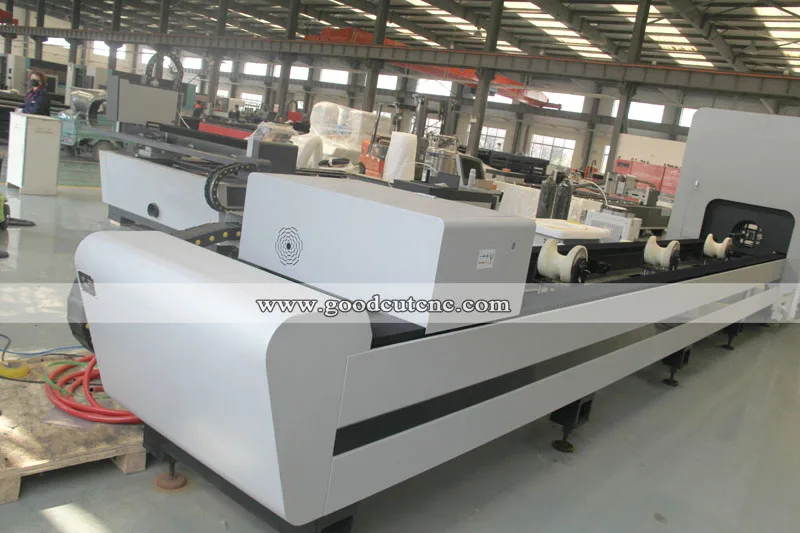 

automatic stainless metal steel sheet and tube fiber laser cutting machine tube