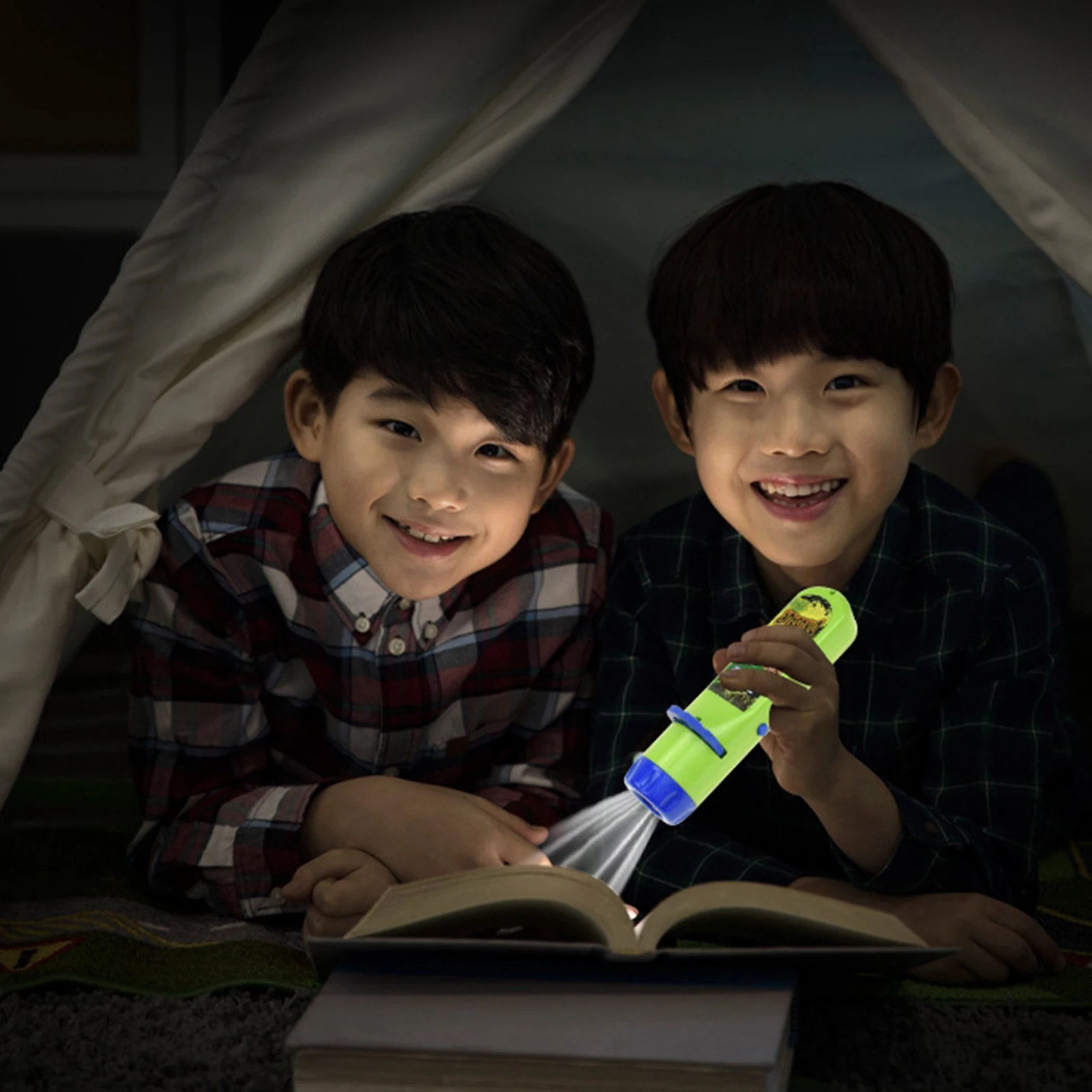 

Flashlight Projection Lamp Toys Mini Projector Torch with Lens Sleep Stories Toys Birthday Xmas Gift