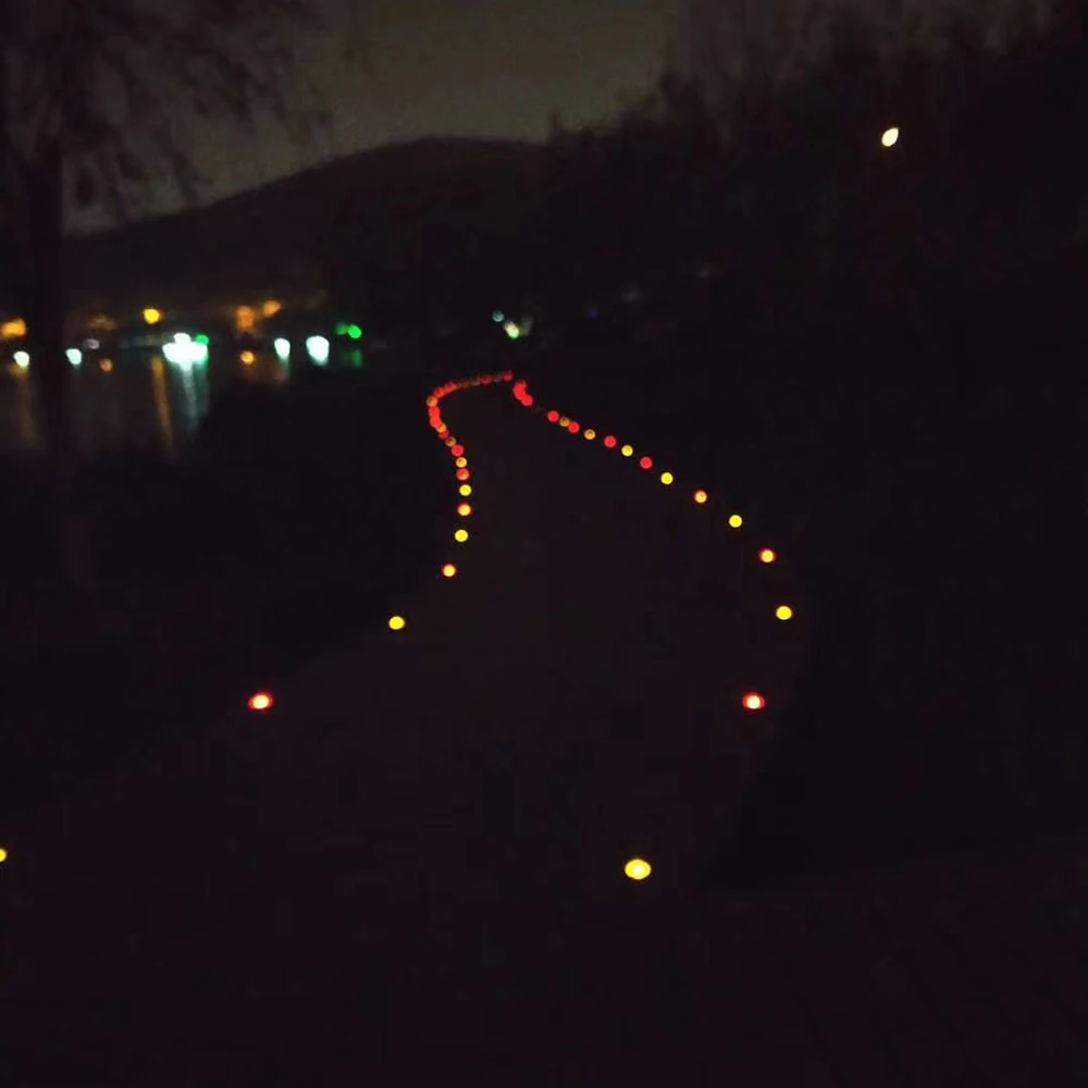 

SUNYIMA OUTDOOR SOLAR STREET LIGHT LED Solar street light Aluminum Waterproof Horseshoe Light Path Deck Warning Light Garden