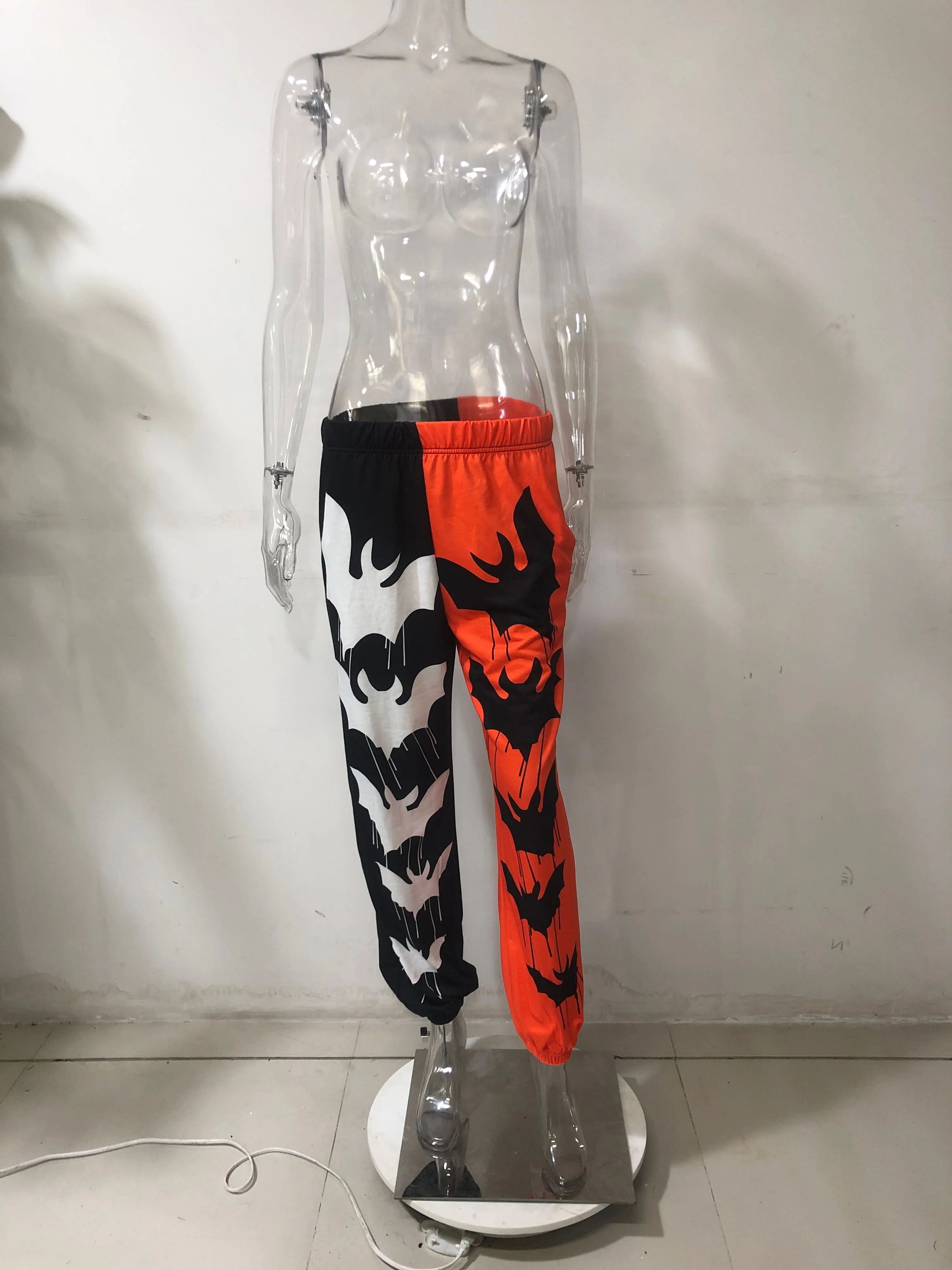 

2021 autumn and winter new street trendsetter literary loose Harlan sports black orange print contrast fashion casual women's pa