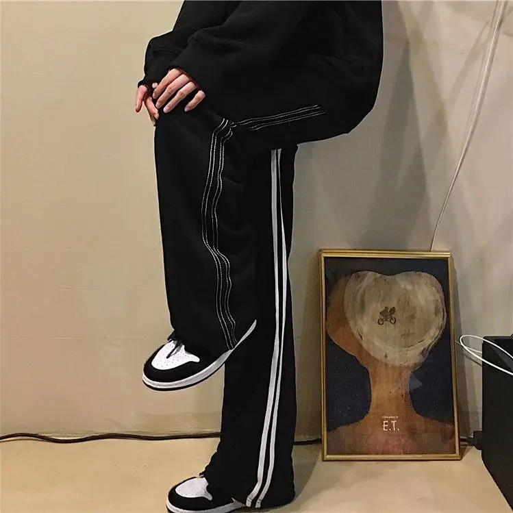

Early spring 2021 new Korean version ins striped casual pants student large loose straight mop pants men's and women's fashion