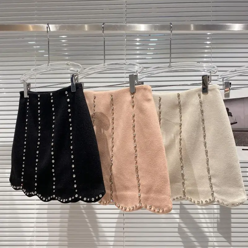 

2020 Winter Woolen Skirt New Large-particle Rhinestone Beaded Small Short A-line Skirt