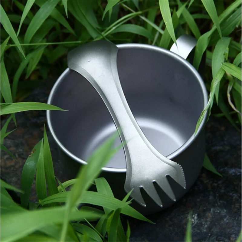 

3-in-1 Titanium Spork Flatware For Outdoor Camping Hiking Picnic Tableware