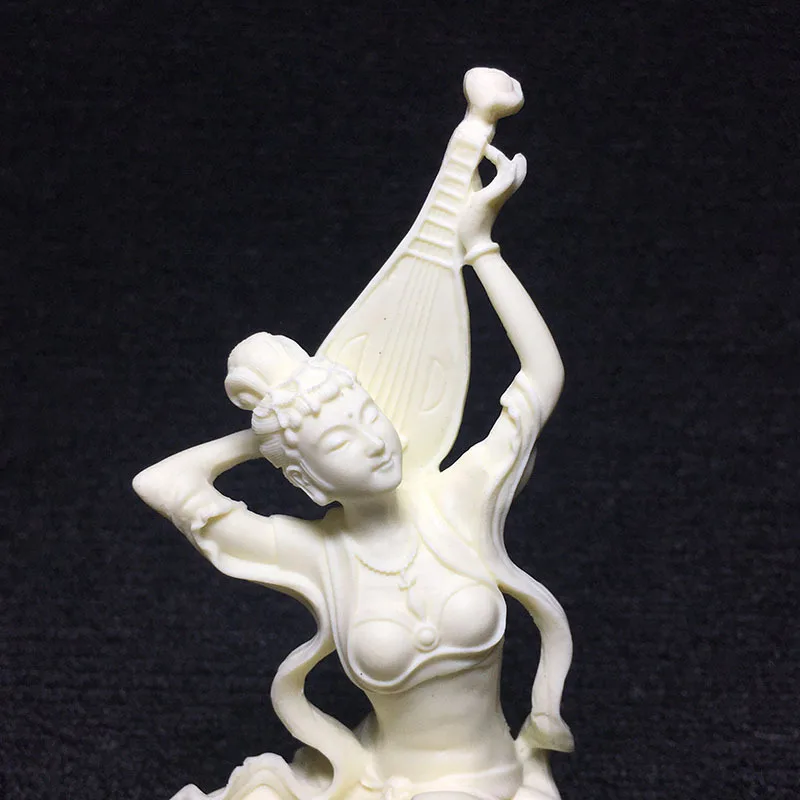 Статуэтка для девочки Lotus Пипа декоративная Современная Белая поделка 17 см