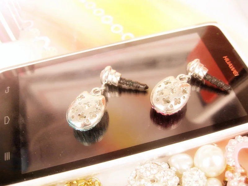 

Mini 3.5mm Earphone Jack Cute Big Eyed Diamond Owl Cellphone Headphone Anti Dust Plug Phone 3.5 AUX port Stopper