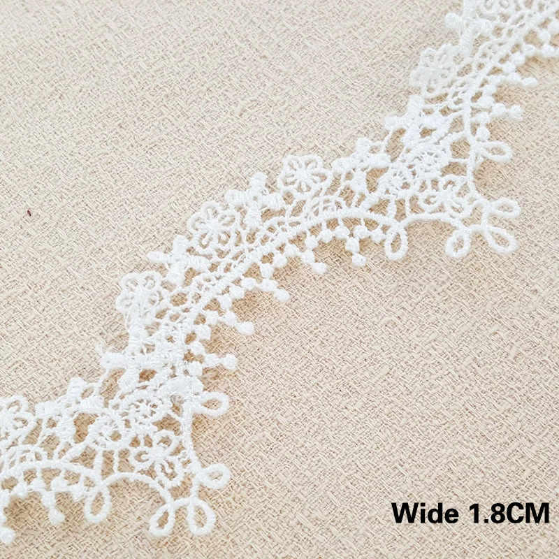 

1,8 см в ширину Изысканная белая Водорастворимая кружевная полая вышитая лента из полиэстера