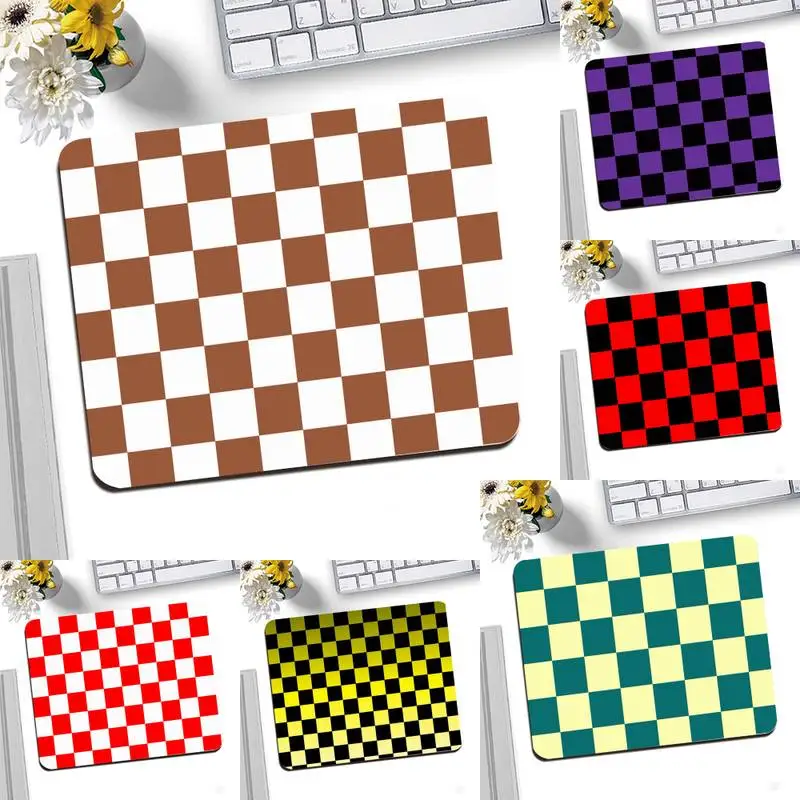 

Checkerboard Plaid Checked Checkered Computer Laptop Anime Mouse Mat Desktop Mousepad Gaming Small Mousepad 25X20CM Keyboard Mat
