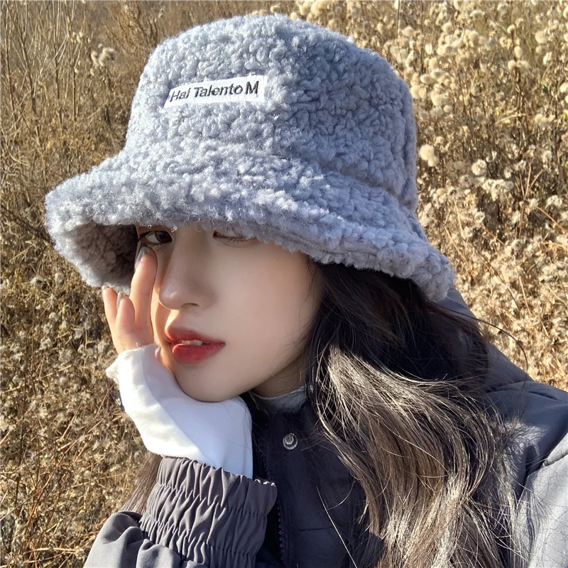 

Korean Four Seasons Universal Fashion Bucket Hats Female Vintage Patch Design Basin Cap Lambswool Dome Casual Fisherman's Hat
