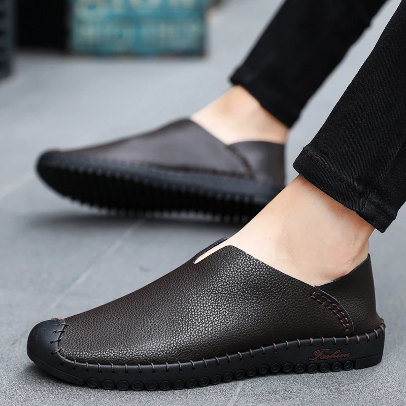 

SUOVEKGO Genuine Leather Ultralight Lazy Shoes Driving Slip on Men Shoes Ventilate Loafers Ultrathin Bottom Casual Men Shoes
