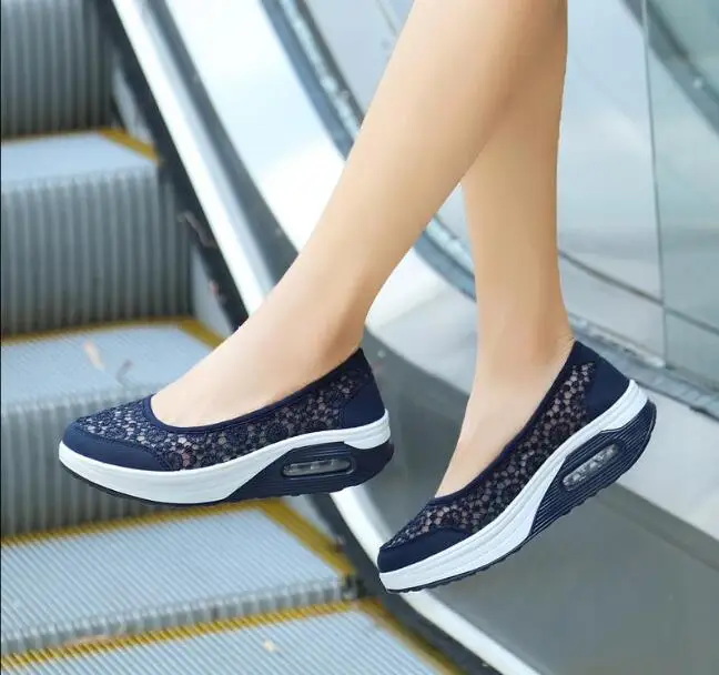 Туфли женские сетчатые на плоской подошве повседневные со складками без