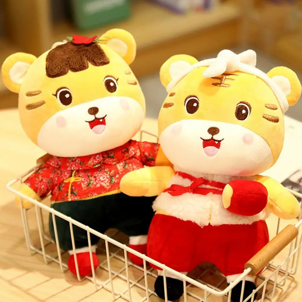 

Креативная плюшевая игрушка-талисман тигра 2022 года для офиса, тщательное мастерство изготовления