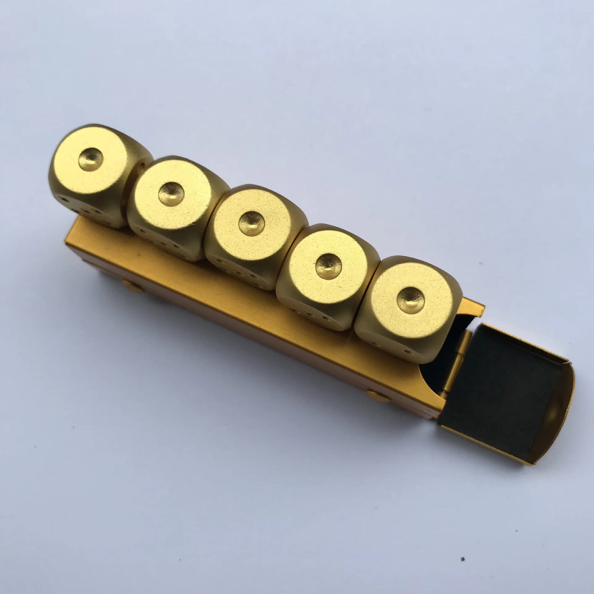 

16mm Aluminum Alloy Dice Metal Dice Gold/Silver Pure Color Aluminum Club Bar Drinking Playing Game Tool