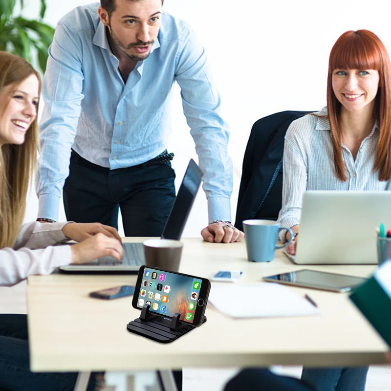 

Phone Holder For Xiaomi Mi Note 10 Pro Bracket Car Dashboard Non-slip Rubber Mat Phone Mount Holder For iPhone 11 XR Phone Stand