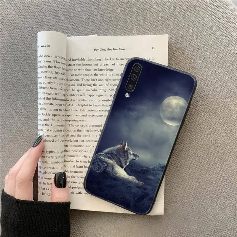 

Moon night roaring wolf pattern Phone Case For Samsung galaxy S 9 10 20 A 10 21 30 31 40 50 51 71 s note 20 j 4 2018 plus