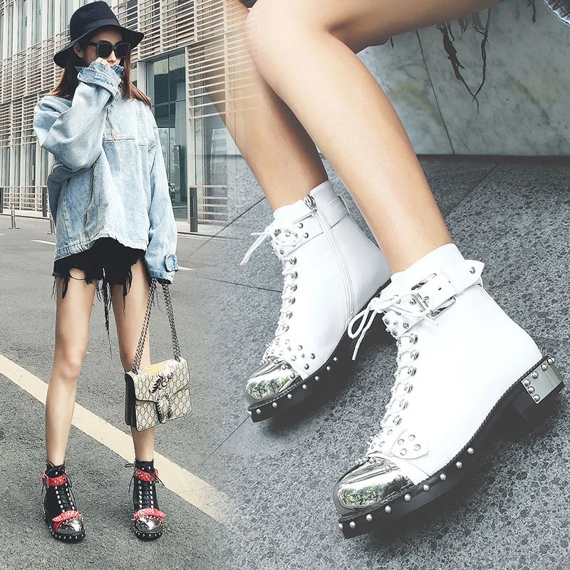 

2021 Rivet Hot-selling Round Toe Color Block High Heel Metal Belt Buckle Strappy Square Rivet Temperament Show Women's Boots