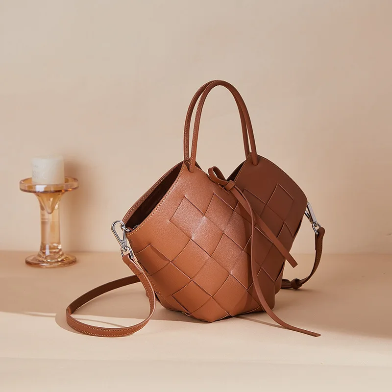 

Hand Bag Female Winter Niche Design Portable Vegetable Basket 2021 New Original Handmade Cowhide Woven Shoulder Bags Sac A Main