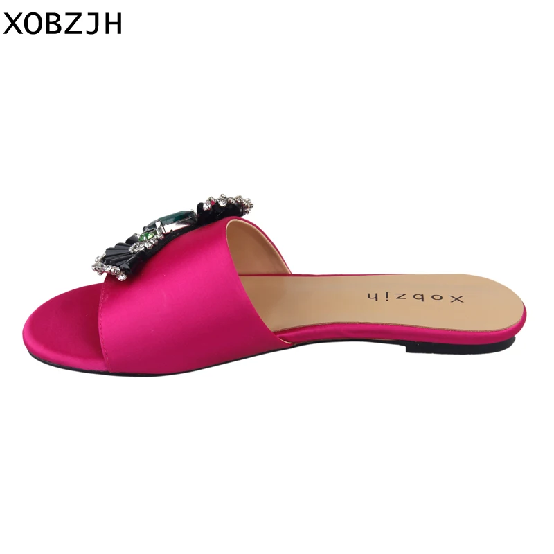 Женские босоножки на плоской подошве туфли из кожи пурпурного цвета со стразами