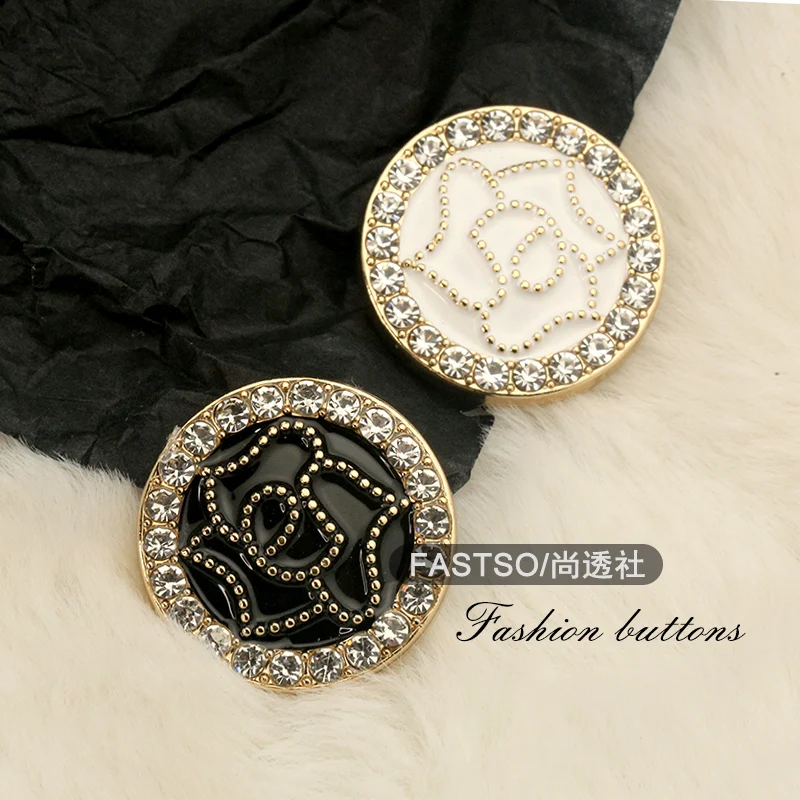 

6PCS Rose Flower Decorative Metal Rhinestone Buttons for Clothing Cardigan Jacket Female Sweater Suit Sew Accessory Needlework