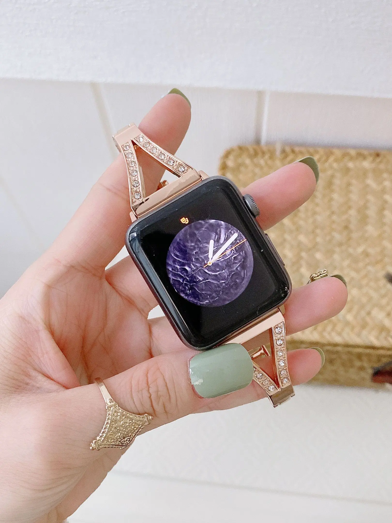 

Ремешок для часов Apple Watch, браслет из нержавеющей стали 44 мм/40 мм/42 мм/38 мм, металлический звеньевой браслет + браслет со стразами Iwatch 4 3 5 SE 6