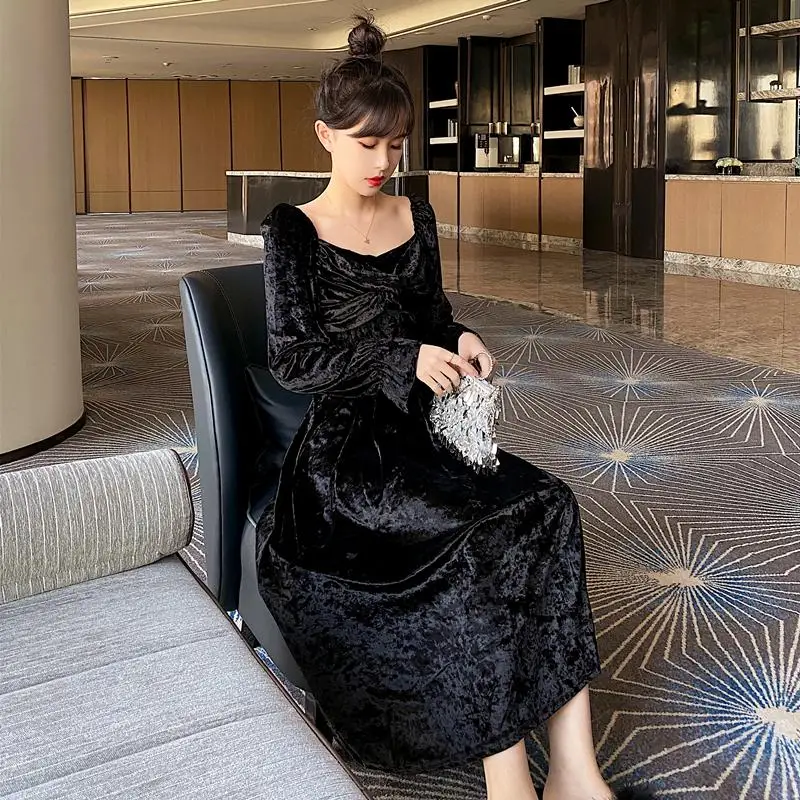 Женское бархатное платье Mozuleva однотонное платье-труба с длинным рукавом и бантом