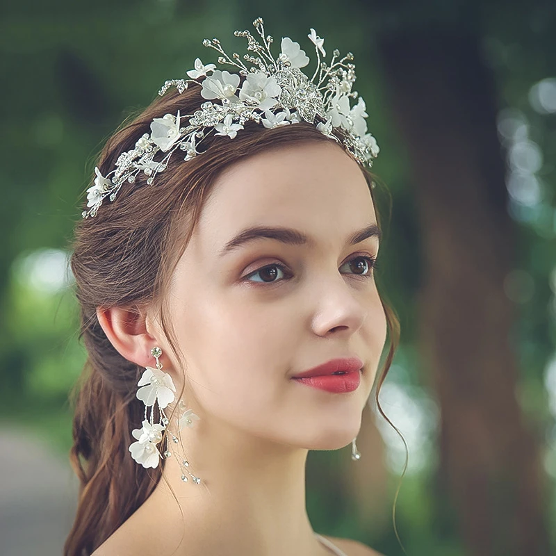 

Boho Chic Bridal Flower Tiara Bridesmaid Bride Head Jewelry Bohemian Wedding Party Hair Accessories
