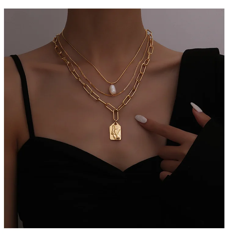 

Titanium With Gold Geo Chained Statement Necklace Women Jewelry Designer T Show Runway Gown Rare INS Japan Korean Fashion