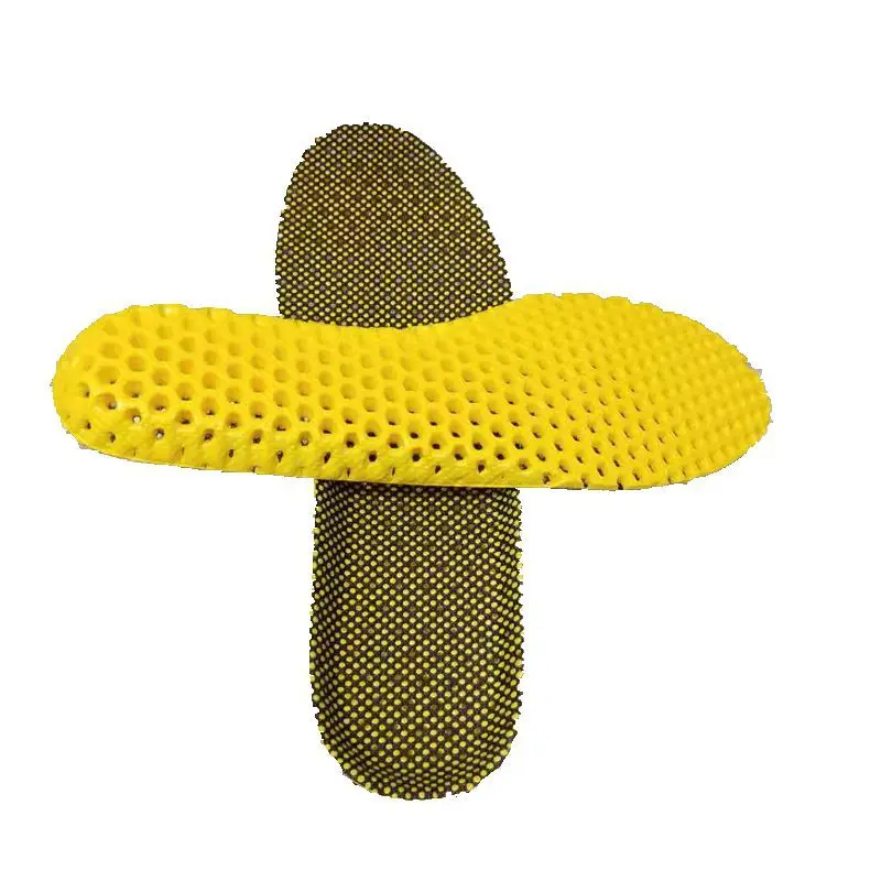 Влагу не пропускают запах устойчив к атмосферным воздействиям и дышащий соты