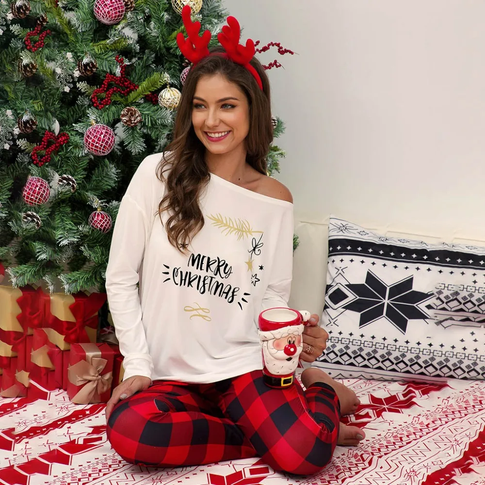 

2 Pcs Lady's Christmas Pajamas Set Letter Print Long Sleeve Off-the-shoulder Casual Pullover Plaid Trousers Dail