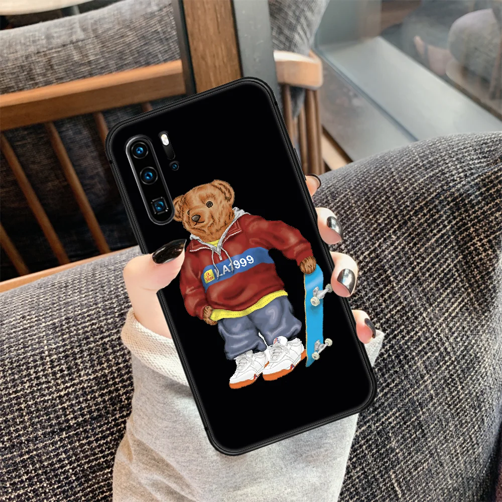 

Italy Cartoon Bear Luxury Brand Phone Case For Huawei P Mate 10 20 30 40 Lite Pro smart Z 2019 nova 5t black Prime Tpu Shell