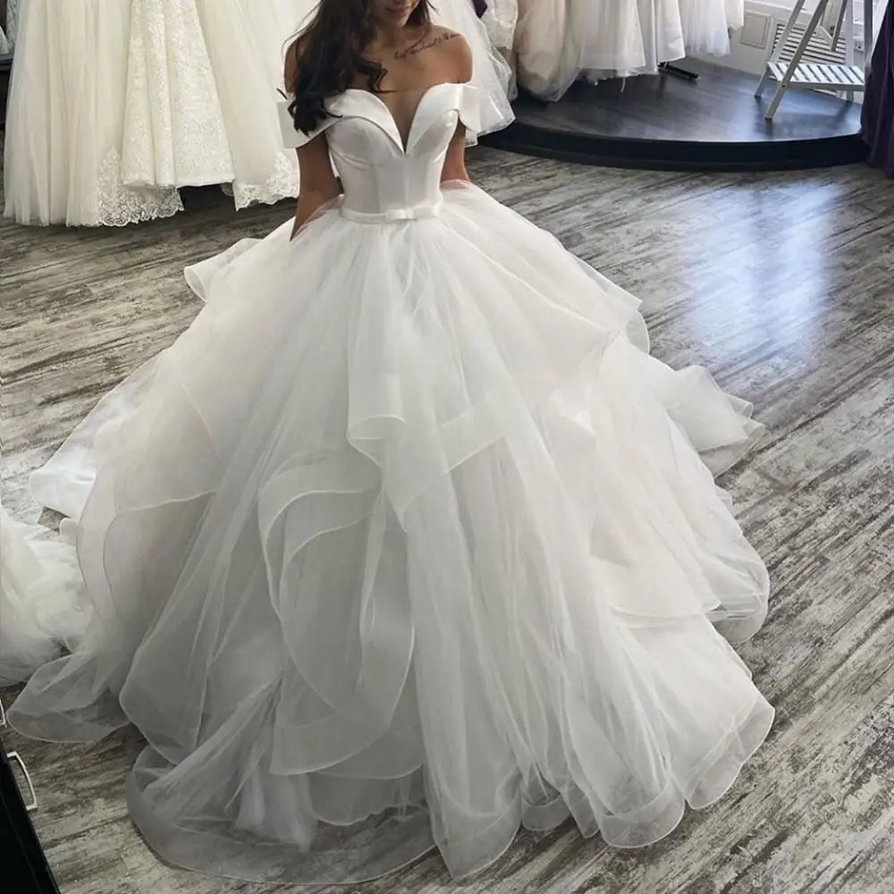 Свадебное платье с v образным вырезом и открытыми плечами 2020 плиссированное