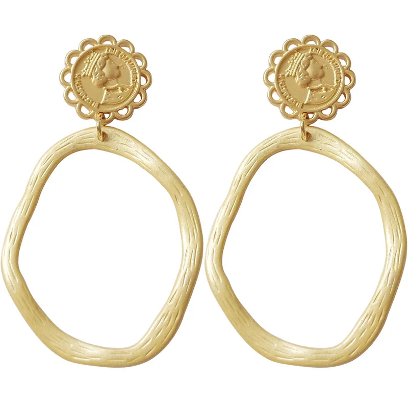 

S925 needle Fashion Jewelry Metal Drop Earrings Popular Design Metal Alloy Matte Golden Plating Big Dangle Earrings For Women