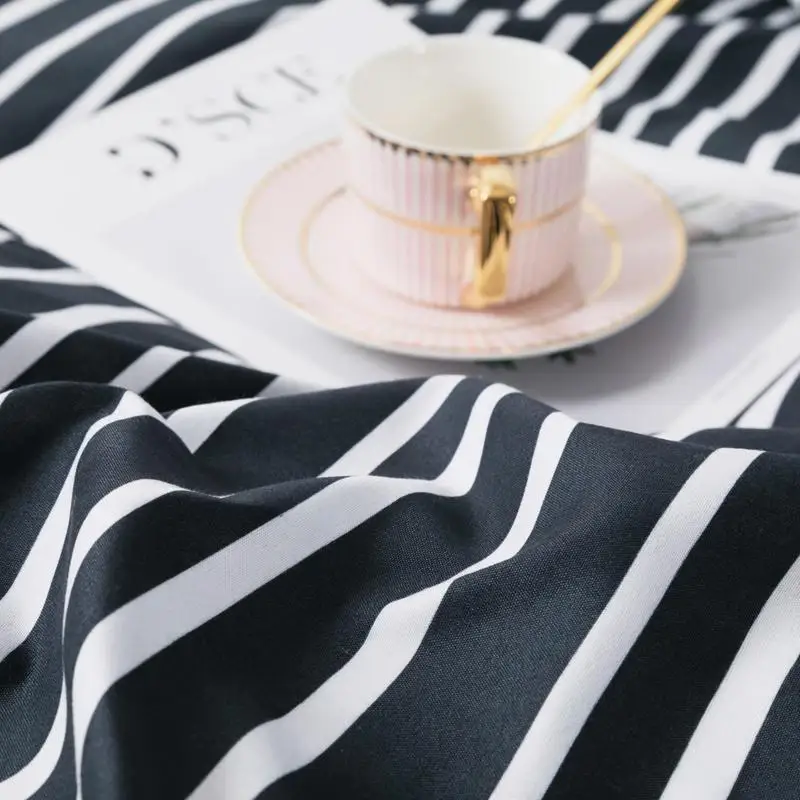 

Black Stripe Geometric 3/4pcs Bed Cover Set Cartoon Duvet Cover Bed Sheets And Pillowcases Comforter Bedding Set